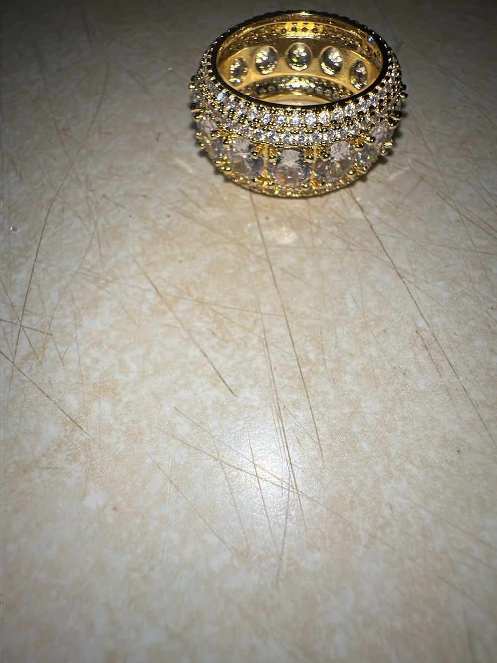 Elegant Gold and Crystal Women's Ring